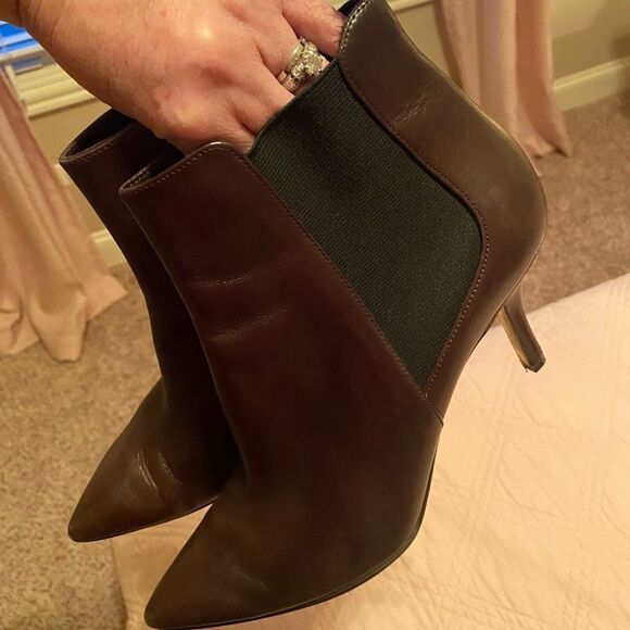 GUC Michael Kors Leather Boots(size 10) - Picture 3 of 9